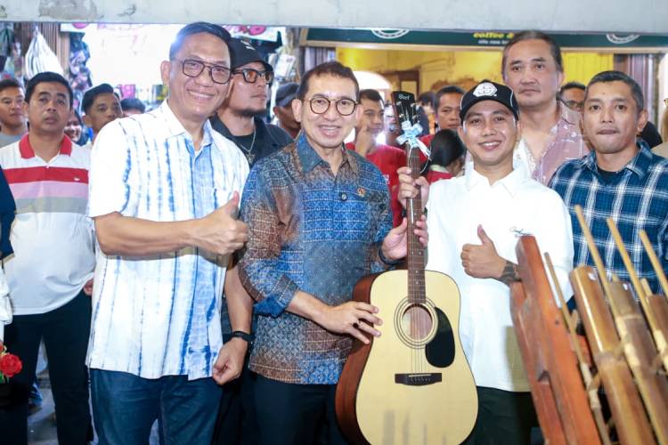 Kementerian Kebudayaan Perkuat Musisi Jalanan Yogyakarta Lewat Bantuan Alat Musik