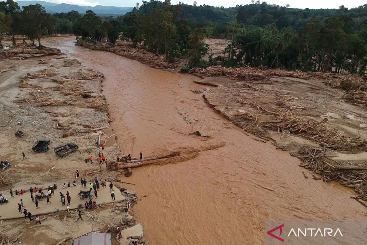 Pemerintah Siapkan Skema Rehabilitasi dan Rekonstruksi Pasca Banjir di Sumatera