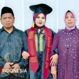 HP Hadiah dari Ayah Stroke Jadi Nyala Kecil yang Antar Farkhah Jadi Wisudawan Terbaik