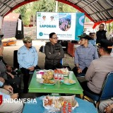 Wamendagri Bima Arya Tinjau Posko Penanganan Banjir di Kabupaten Solok