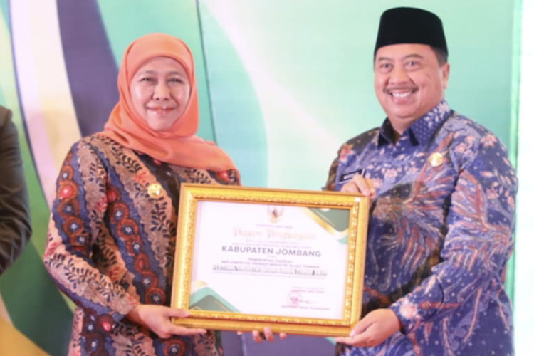 Jombang Raih Predikat Pemda Terbaik dalam Implementasi Industri Hijau di Jawa Timur