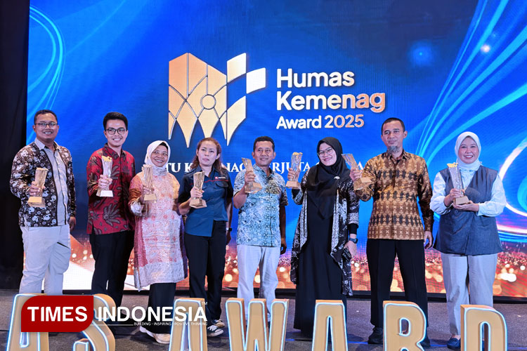 Apresiasi Kinerja Kehumasan, Menag Berikan Penghargaan kepada Internal dan Jurnalis, Berikut Daftarnya