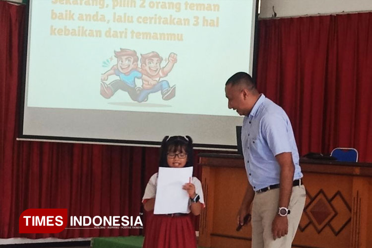 UKWK Literasi Anti Bullying di SD Katolik Kolese Santo Yusup III Malang Lewat Nilai Kasih Ajaran Yesus Kristus