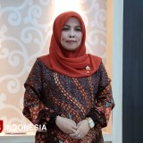 Prof Ilfi Nur Diana: Bu Nyai Ponpes Al-Yasini yang Kini Jadi Rektor UIN Malang