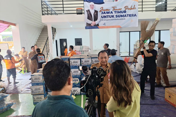 Bantuan Terus Mengalir, Posko Peduli Bencana Sumatera Pemprov Jatim Diperpanjang