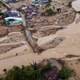 Pemerintah Siapkan Huntara untuk Korban Banjir Sumatra, Bantuan Udara Digencarkan