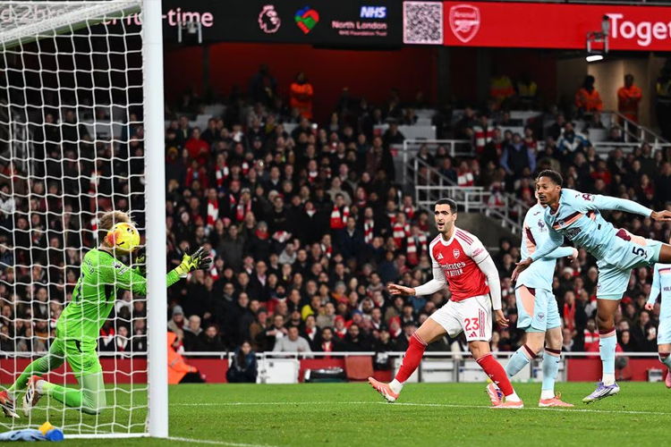 Jinakkan Brentford 2-0, Arsenal Mantap di Puncak dengan Keunggulan 5 Poin