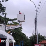 Dishub Pangandaran Perbaiki Lampu PJU Jelang Libur Nataru