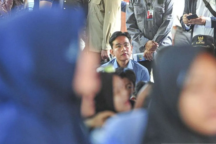 Wapres Gibran Percepat Distribusi Bantuan dan Perbaikan Infrastruktur di Sumatera