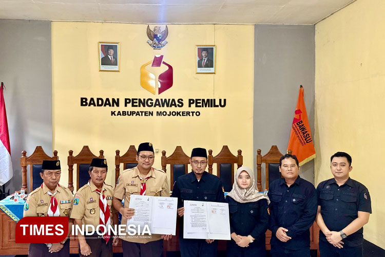 Kwarcab Pramuka dan Bawaslu Kabupaten Mojokerto Perkuat Pendidikan Pengawasan Partisipatif