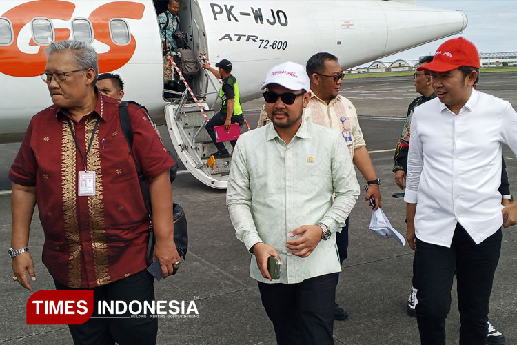 Penerbangan Jember–Bali Mengudara, Ribuan Perantau Sambut Gembira