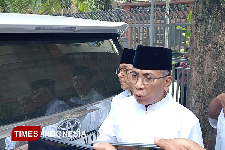 Gus Yahya Hadiri Undangan Kiai Sepuh di Tebuireng, Siap Bahas Berbagai Persoalan PBNU