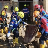 Peduli Kemanusiaan, PT Bumi Suksesindo Kirim TIM ERT ke Korban Bencana Banjir Tapanuli Selatan