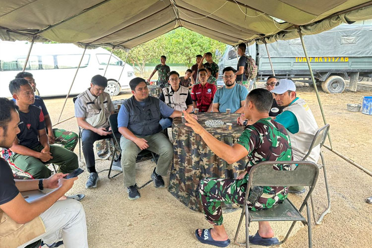 Lewat Jalur Darat, Tim Kesehatan Unair dan RSUD Dr Soetomo Tiba di Aceh Tamiang