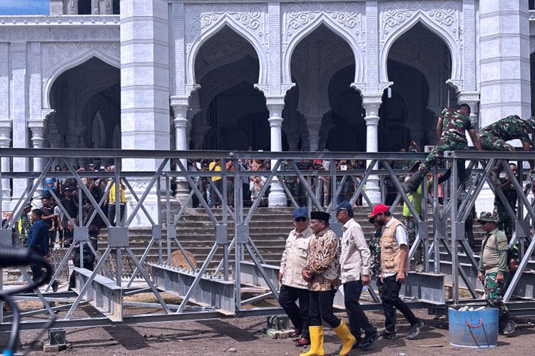 Presiden Tunjuk KSAD Pimpin Satgas Percepatan Perbaikan Jembatan di Aceh