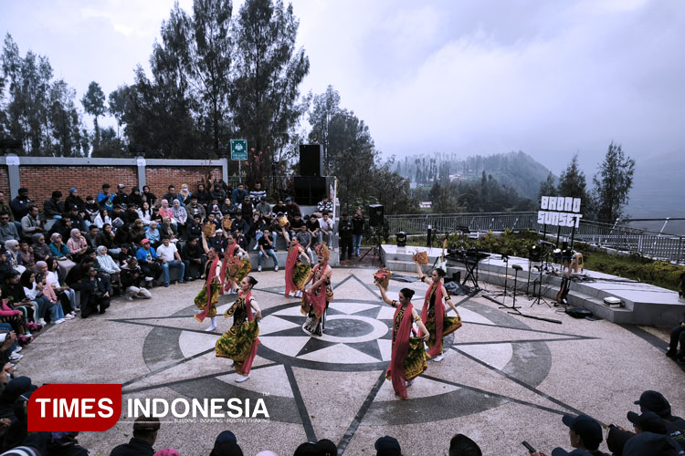 Bromo Sunset Music and Culture 9, Panggung Seni yang Menggerakkan Ekonomi Kreatif