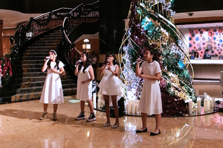 Sheraton Surabaya Hadirkan Perayaan Hangat Penuh Makna di Momen Natal dan Tahun Baru