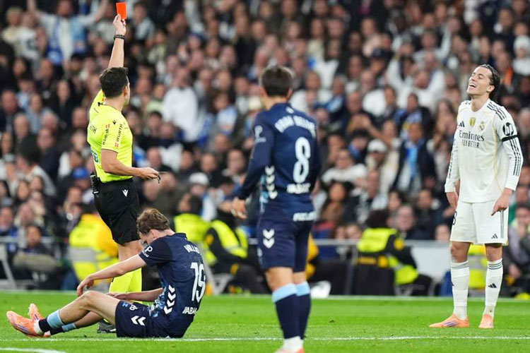 Real Madrid Dipermalukan Celta Vigo, Laga di Bernabeu Diakhiri dengan 9 Pemain