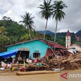 Hutan dan Sawah Ludes, Petani di Huta Nabolon Kehilangan Segalanya Diterjang Longsor