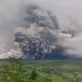 Waspada Bencana, DPRD Jatim Ingatkan Jangan Nekat Dekati Wilayah Erupsi Semeru dan Longsor