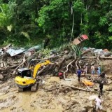 Korban Meninggal Bencana Sumatera Mendekati 1000 Orang