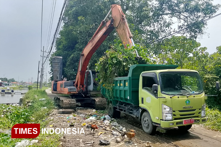 Antisipasi Banjir, Pemkab Sidoarjo Lakukan Pengerukan dan Pembersihan Sungai