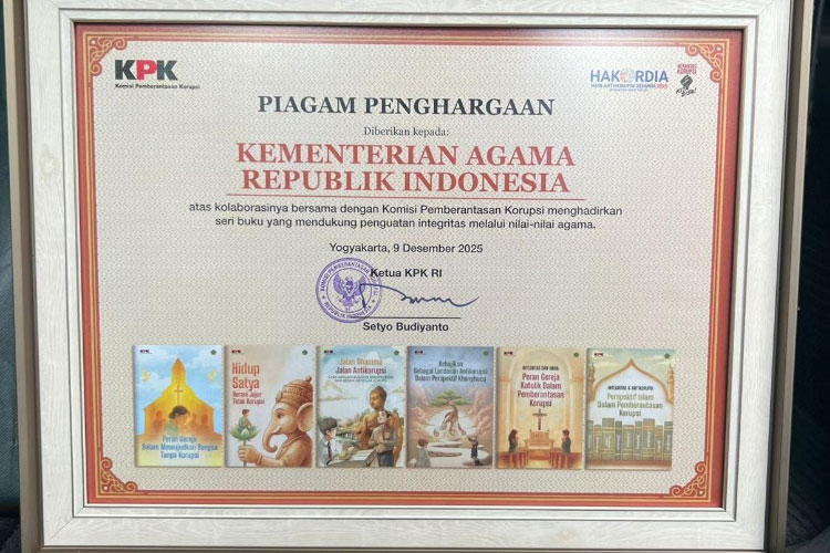 Sukses Penguatan Integritas, Kemenag Terima Dua Penghargaan dari KPK