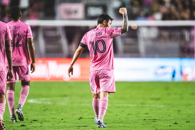 Lionel Messi Sabet MVP MLS 2025, Catat Sejarah Dua Musim Beruntun