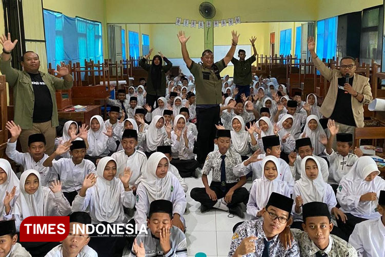 MTsN 9 Jombang Cetak 'Siswa Agen Kebaikan' lewat Pelatihan Smart Student