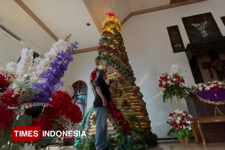 GKJW Jombang Hadirkan Pohon Natal 6 Meter dari Bambu, Ini Makna Filosofisnya
