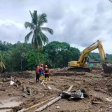 Jenazah Korban Banjir Bandang Agam Dimakamkan Massal