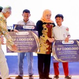 Pemkot Jatim Berikan Rp48,077 Miliar untuk Tunjangan Siswa SMA Sederajat