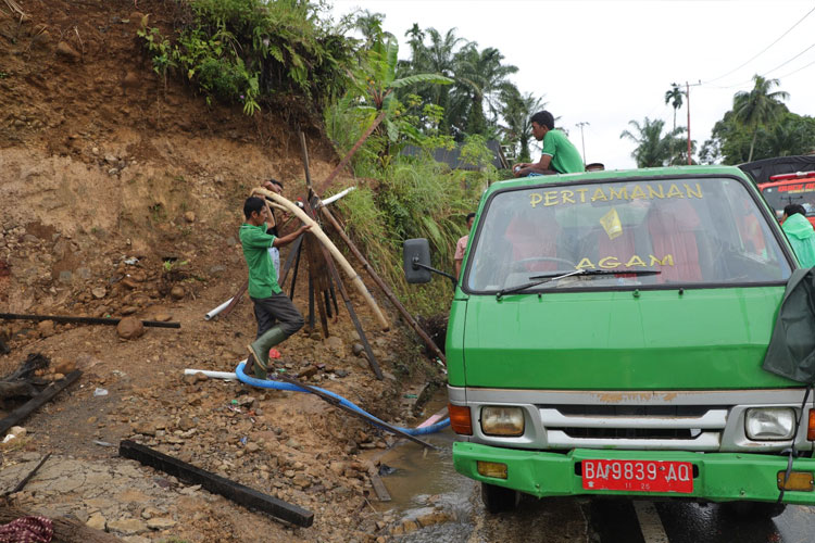Bencana Sumatera, Distribusi Air Bersih Ditingkatkan di Agam