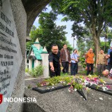 Peringati HUT ke-94, Majelis Agung Gelar Ziarah ke Makam Tokoh GKJW di TPU Sukun Nasrani