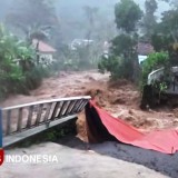 Tiga Desa di Tiris Probolinggo Diterjang Banjir, Tiga Jembatan Putus