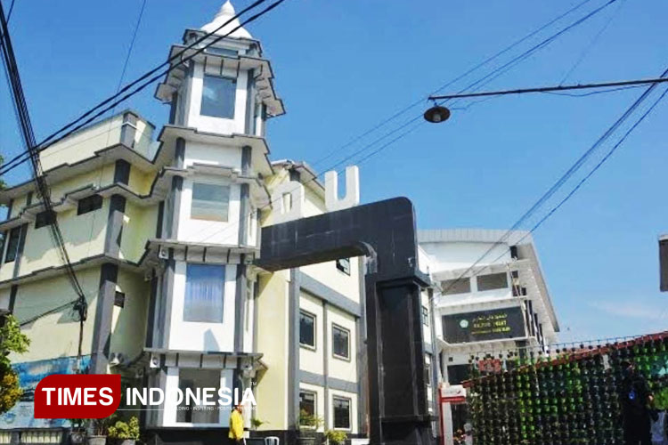 Pesantren Darul Ulum Berikan Pembebasan SPP untuk Santri Korban Bencana di Sumatra dan Semeru