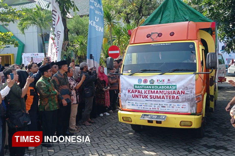 FOZ Wilayah Jatim Kirim 103 Ton Sembako untuk Korban Sumatra
