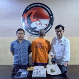 Polresta Banyuwangi Tangkap Basah Pengambil Paket Ganja Seberat 32,86 Gram di Rogojampi