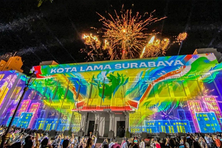 Tak Ada Pesta Kembang Api, Pemkot Surabaya Ganti Perayaan Malam Tahun Baru dengan Doa Bersama