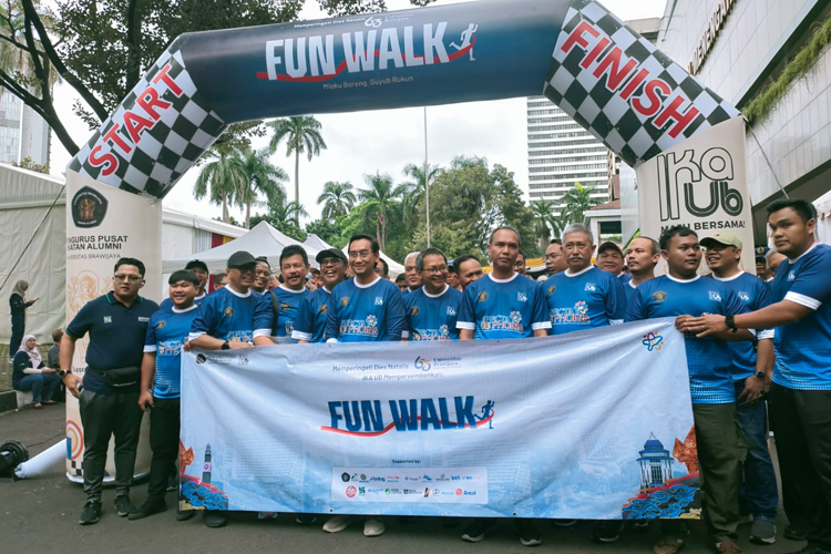 Fun Walk Jadi Ruang Konsolidasi Alumni dalam Empat Agenda Strategis Universitas Brawijaya