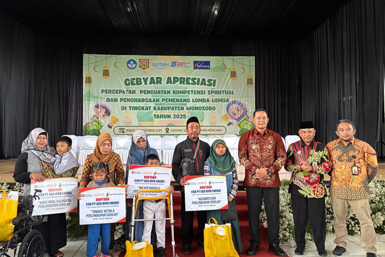 Penyerahan-bantuan-pendidikan-bagi-anak-disabilitas-dari-PT-Geo-Dipa-Energi-Unit-Dieng-b.jpg