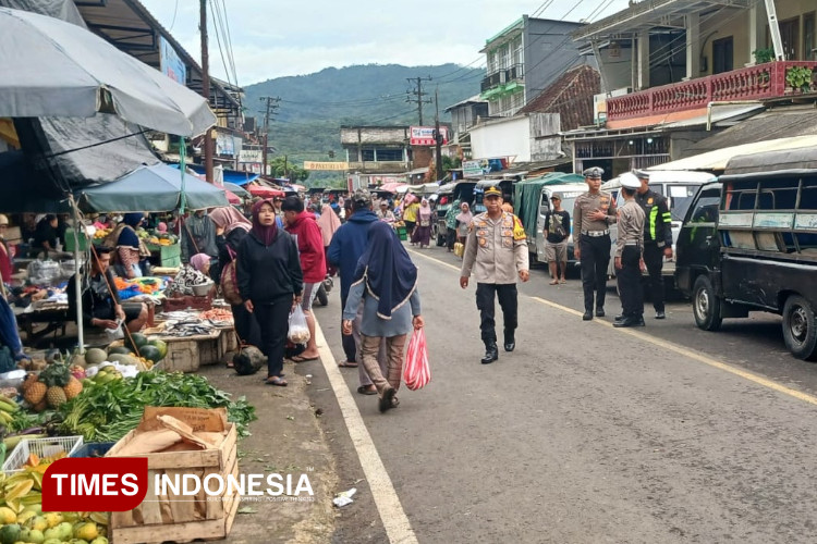 Ruwetnya Penataan Pasar Tulakan Pacitan, Macet dan Relokasi Jadi Batu Sandungan