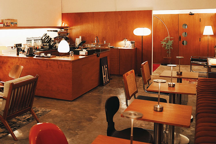From Bauhaus to Mid-Century: Transformasi Foursense Coffee yang Bikin Betah