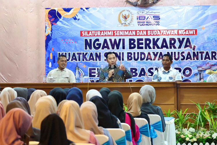 Ibas Dorong Seniman Jadi Pilar Karakter Bangsa