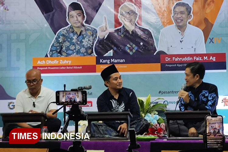 Kang Maman dan Fahruddin Faiz Suarakan Literasi Kritis di Pesantren Filsafat Malang