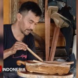 Dari Limbah Jati Jadi Miniatur Lesung, Kreativitas Aan Andriana Angkat Warisan Banjar