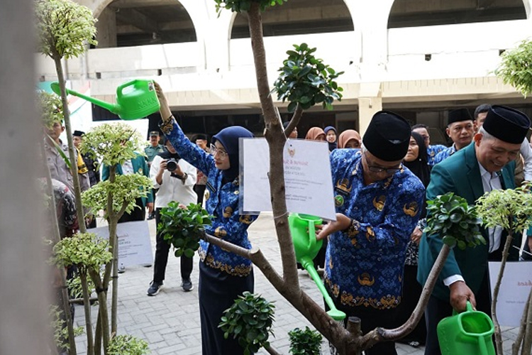 Semangat Penghijauan Warnai Musda LDII Kota Kediri 2025