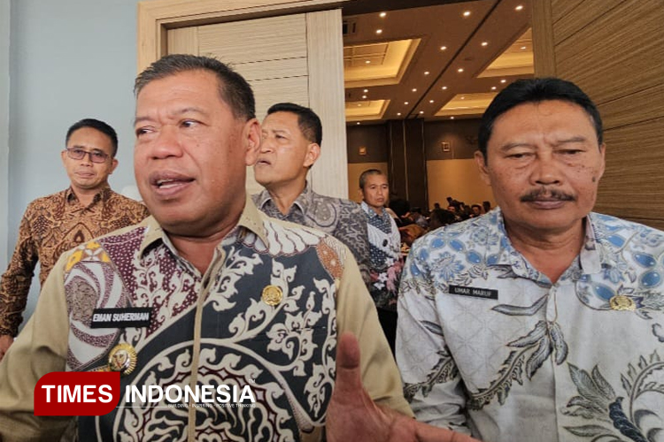 Bupati Majalengka Canangkan Gerakan Ayah Ambil Rapor Anak