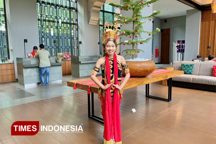 Kokoon Hotel Banyuwangi Rayakan Harjaba dengan Busana Adat dan Kuliner Tradisional