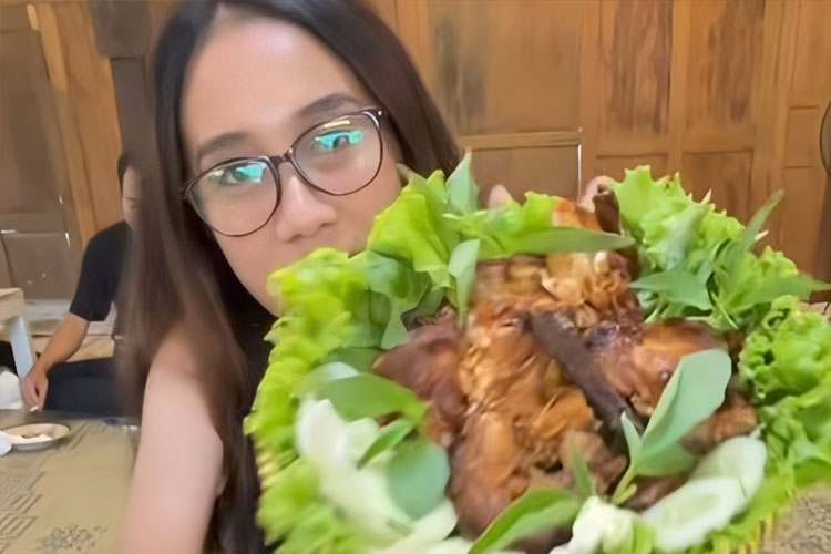 Menelusuri Aroma Asap Desa Sragi, Ayam Panggang Dadapan Jadi Magnet Baru Kuliner Ponorogo